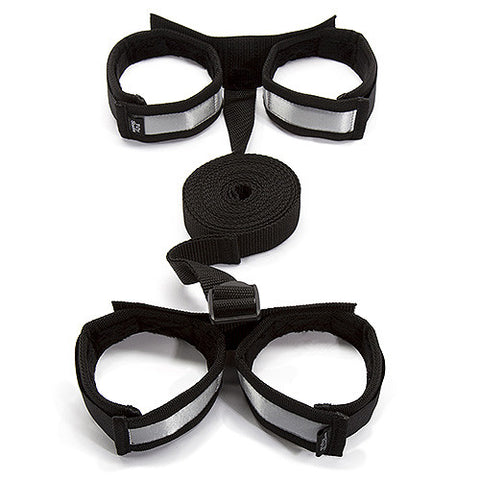 n9855-fsog_control_freak_under_the_bed_stretcher.jpg